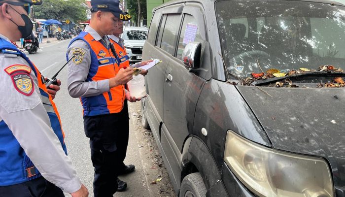 Razia Parkir Liar di Cimahi, Banyak Kendaraan Terjaring