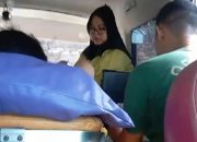 Miris ! Seorang Ibu di Parungpanjang Melahirkan Didalam Ambulan