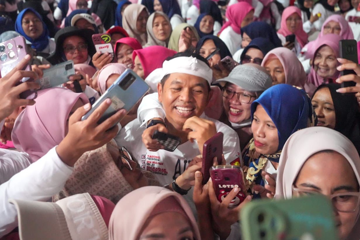 Dedi Mulyadi Didukung Golkar di Pilkada Jabar, Airlangga Setengah Hati Dukung Jaro Ade di Bogor