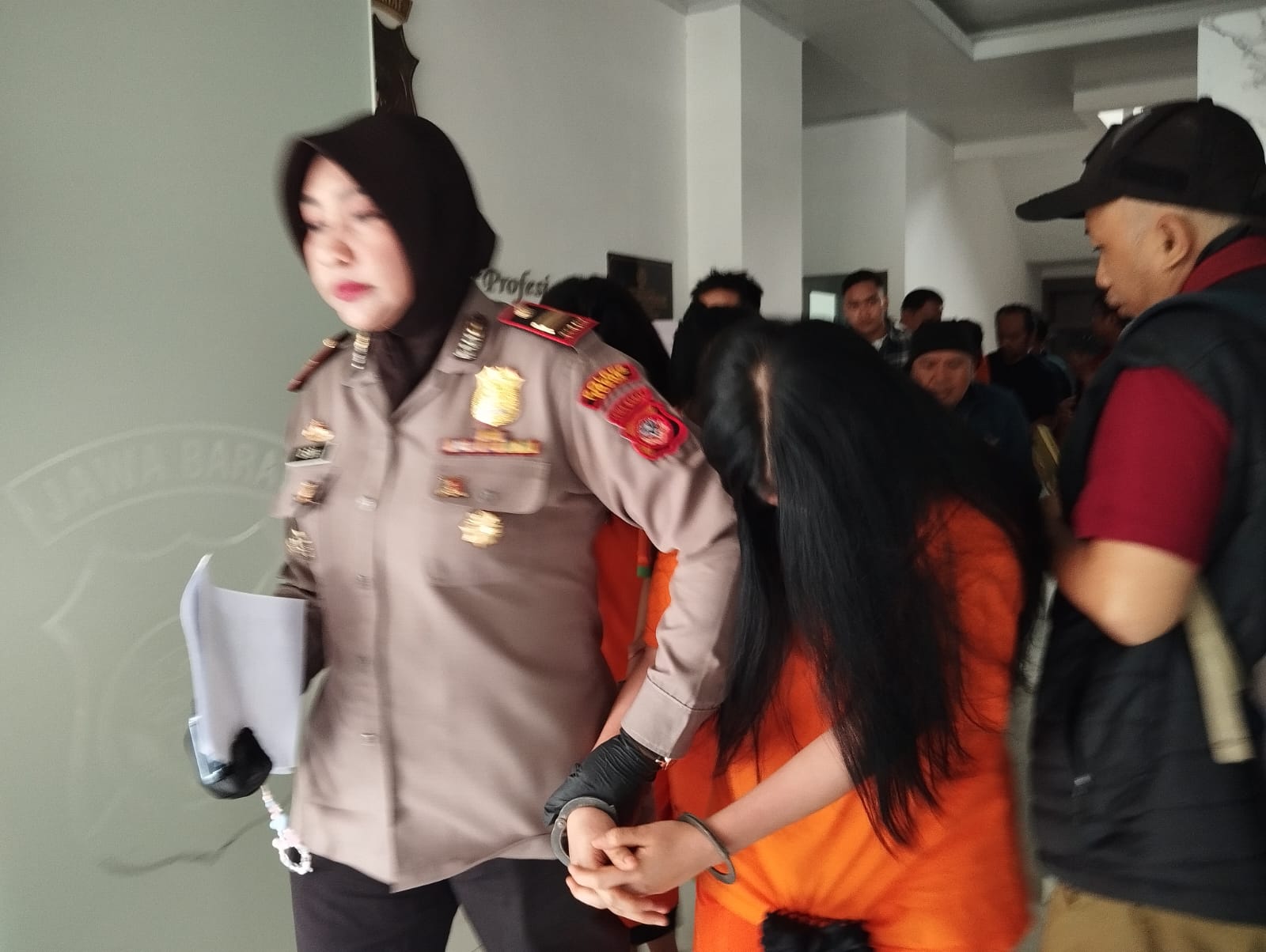 Tiga Selebgram Wanita di Bogor Ditangkap Usai Promosikan Judi Online