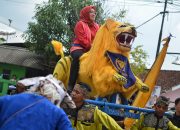 Hadiri Pagelaran Benjang dan Wayang Golek, Pelestarian Seni dan Budaya Sunda Jadi Komitmen Yena Ma’soem