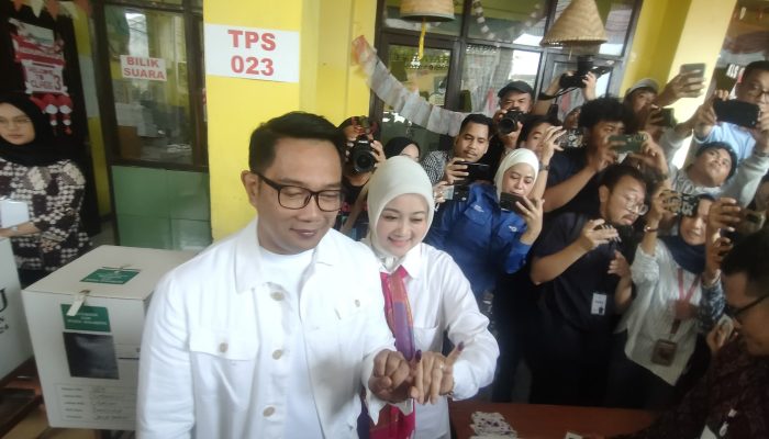 Ridwan Kamil Nyoblos di Bandung, Pastikan Tidak Kurangi Komitmen Membangun Jakarta 