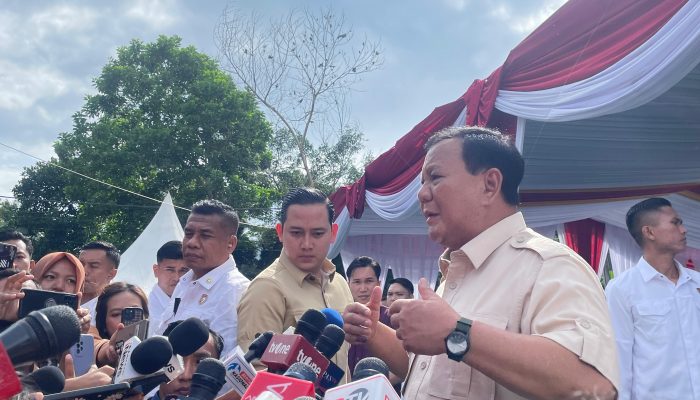 Prabowo Nyoblos di Bojongkoneng : Yang  Kalah Pilkada Harus Kerjasama 