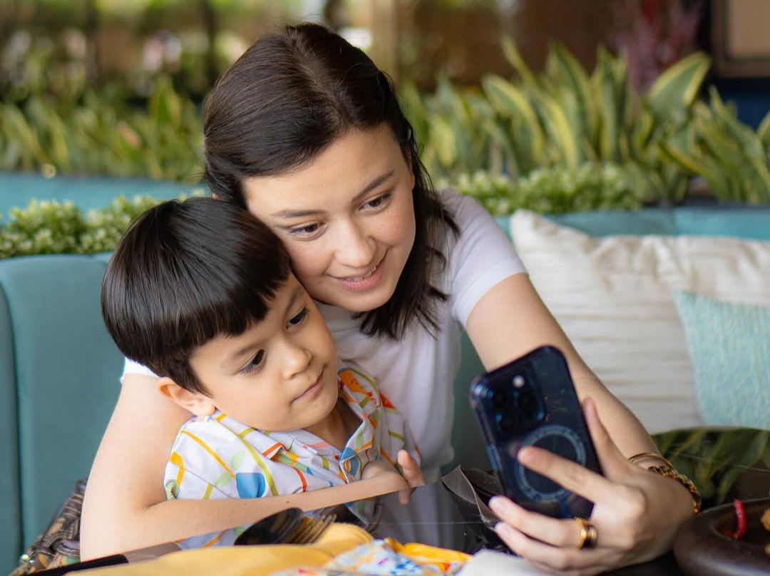 Kimberly Ryder Resmi Cerai dengan Edward Akbar, Hak Asuh Anak Milik Siapa ?