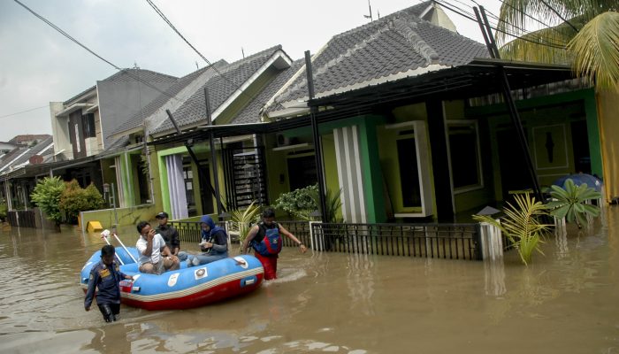 Pemrov Jabar Antisipasi Bencana Hidrometeorologi 2024