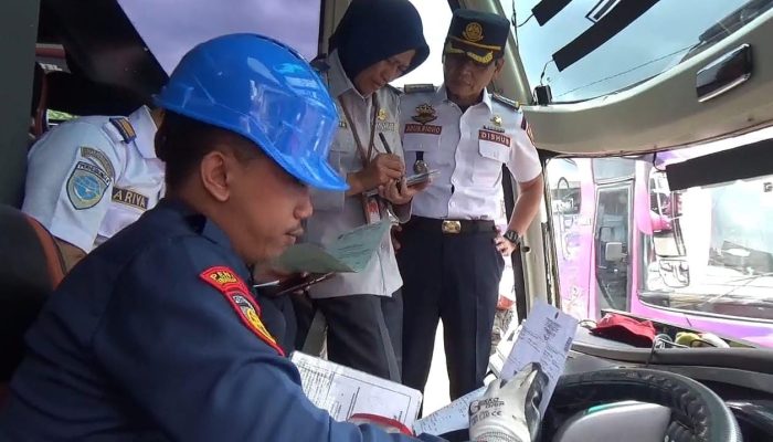 Dishub Kabupaten Bogor Cek Kelayakan Bus Pariwisata Jelang Nataru 