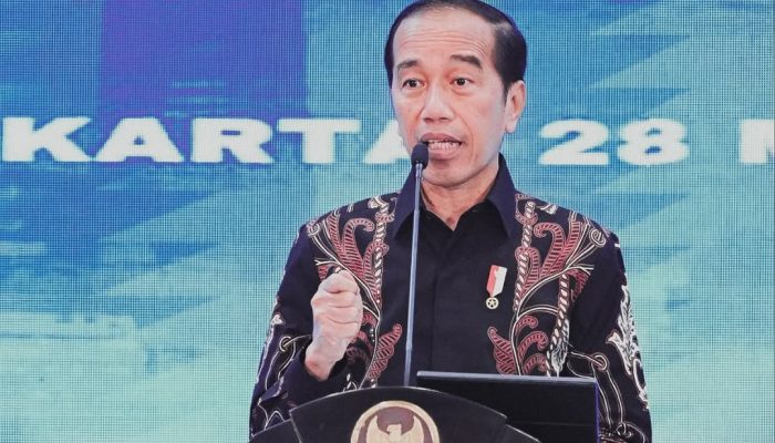 Resmi Dipecat PDI-P, Jokowi: Waktu yang akan Mengujinya