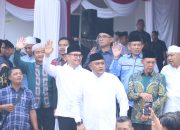 Berangkatkan Jamaah Haji, Ketua DPRD Kabupaten Bogor Sastra Winara Doakan Mabrur