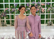 Momen Romantis Azriel Hermansyah Lamar Sarah Menzel, Dihadiri Keluarga Besar