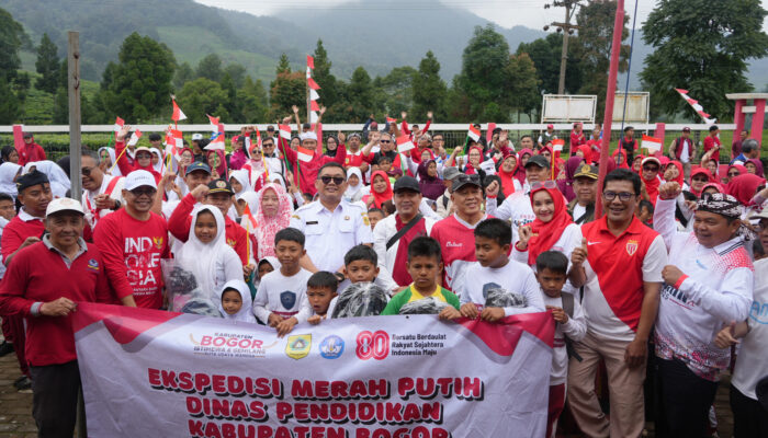Pemkab Bogor Gelar Ekspedisi Merah Putih di SD Cikoneng Cisarua