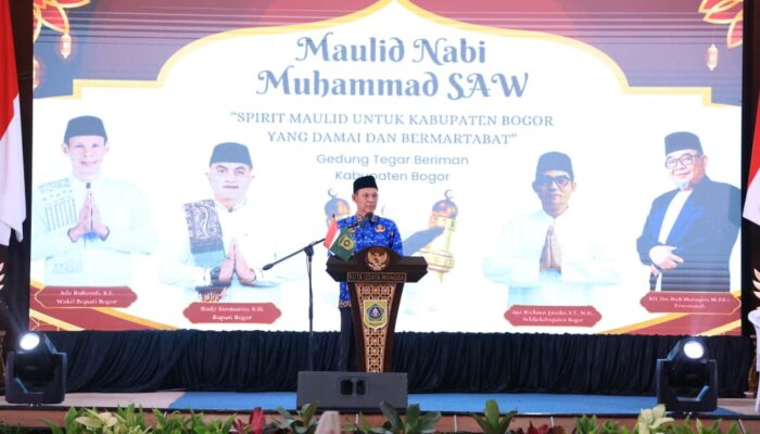 Jaro Ade Ajak ASN Teladani Rasulullah SAW Dalam Melayani Masyarakat