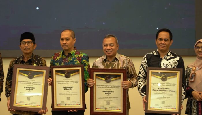Pemkab Bogor Raih Penghargaan Digital Transformation Governance Index dari Universitas Gadjah Mada