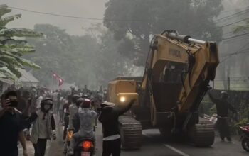 Nepal Membara: Rumah Eks PM Dibakar, hingga Bandara Ditutup Akibat Gelombang Demonstrasi