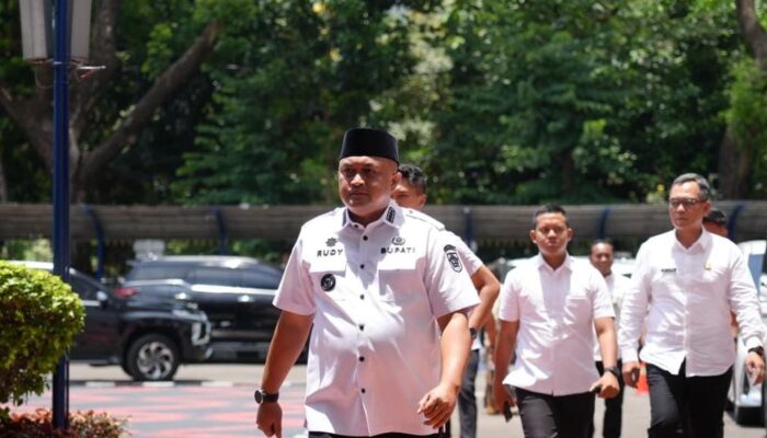 Rudy Susmanto Rakor Bersama Mendagri dan Gubernur Jabar Bahas Sinkronisasi APBD 2025 dan RAPBD 2026