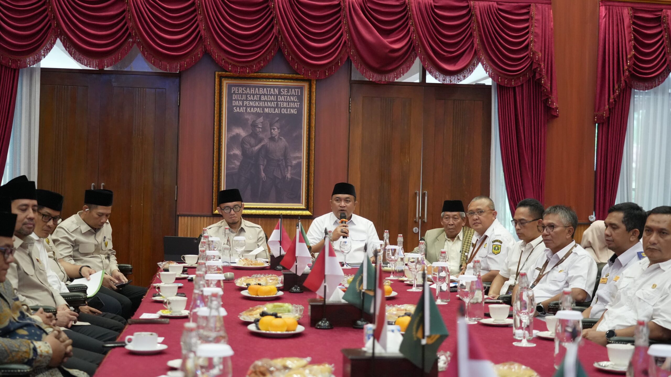 Layanan Haji dan Pusat Ekonomi Umat