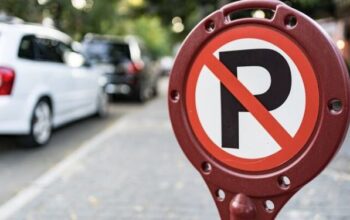 Parkir Sembarangan