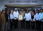 Pemkab Bogor Raih Anugerah Sri Baduga 2025, Bukti Komitmen Bangun Desa dan Kelurahan