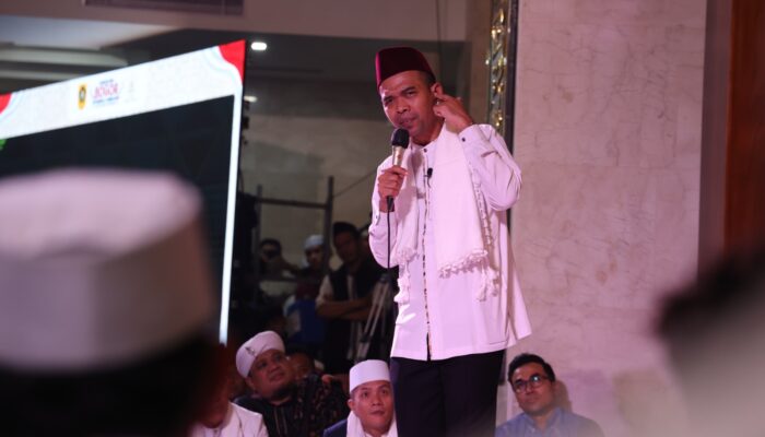 Peringati Isra Mi’raj, Bupati Bogor Bersama Ustadz Abdul Somad dan Ribuan Jamaah Ikuti Tabligh Akbar di Masjid Nurul Wathon