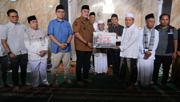 Bupati Bogor Laksanakan Jumling di Sukamakmur Untuk Perkuat Silaturahmi dan Serap Aspirasi Masyarakat