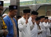 Jaro Ade Salurkan Bantuan Rp100 Juta untuk Renovasi Masjid Besar Kecamatan Cileungsi