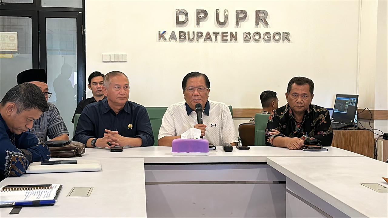 Jalan Mangker-Sukadamai