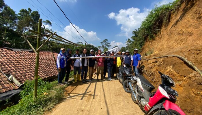 Patungan, Katar Kecamatan Pamijahan Bogor Bantu Warga Terdampak Banjir di Purwabakti 